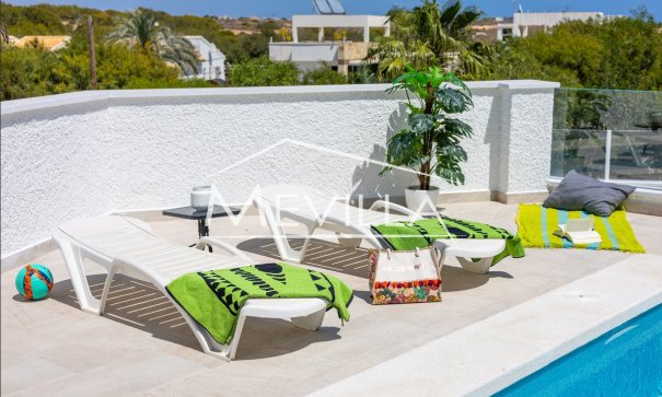 Resales - Villa - Orihuela Costa - Playa Flamenca
