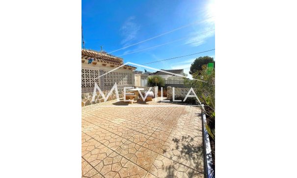 Resales - Villa - Orihuela Costa - La Zenia