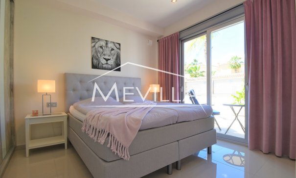 Resales - Villa - Orihuela Costa - Villamartin