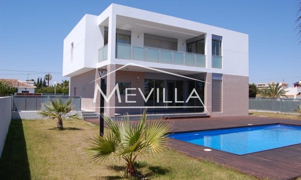 Resales - Villa - Orihuela Costa - Cabo Roig