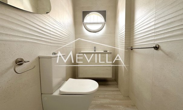 Salg (Resales) - Villa - Orihuela Costa - Lomas de Cabo Roig