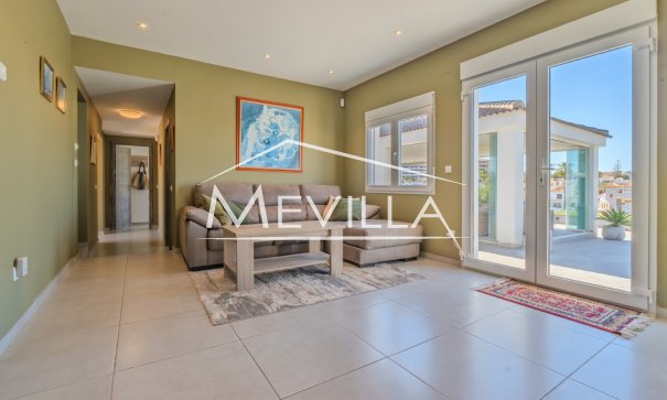 Salg (Resales) - Villa - Orihuela Costa - Cabo Roig