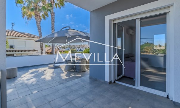 Salg (Resales) - Villa - Orihuela Costa - Cabo Roig