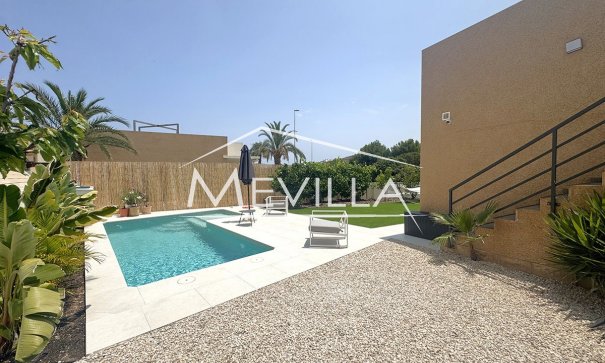 Resales - Villa - Orihuela Costa - La Zenia
