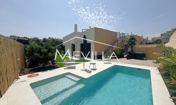 Resales - Villa - Orihuela Costa - La Zenia