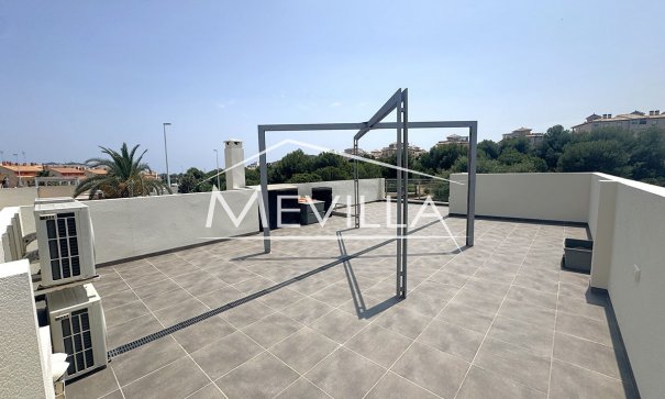 Resales - Villa - Orihuela Costa - La Zenia
