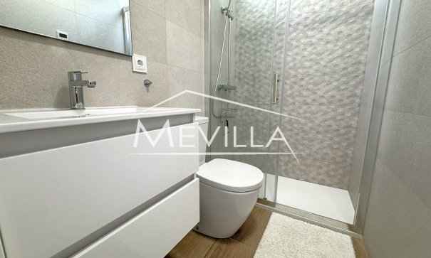 Salg (Resales) - Villa - Orihuela Costa - Villamartin