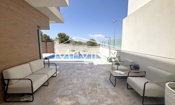 Salg (Resales) - Villa - Orihuela Costa - Villamartin