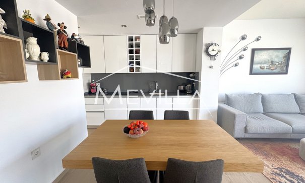 Salg (Resales) - Villa - Orihuela Costa - Villamartin