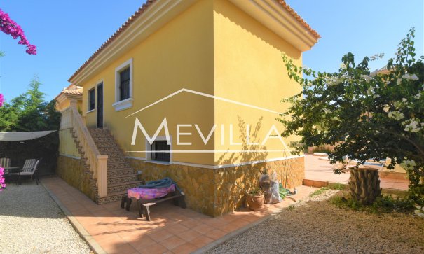 Resales - Villa - Orihuela Costa - Villamartin
