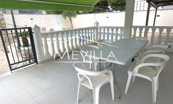 Salg (Resales) - Villa - Orihuela Costa - La Zenia