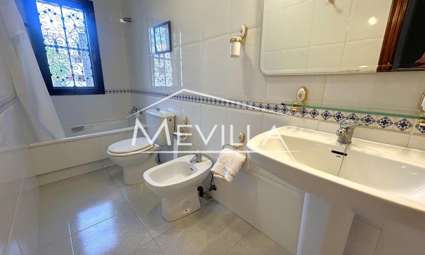 Salg (Resales) - Villa - Orihuela Costa - La Zenia