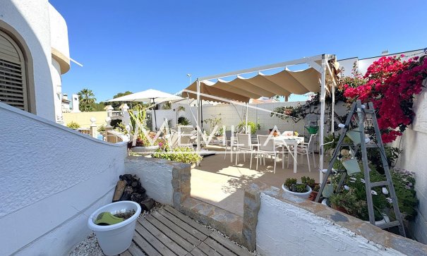 Resales - Villa - Orihuela Costa - La Zenia