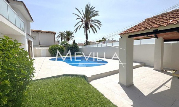 Verkäufe - Villa - Orihuela Costa - Cabo Roig