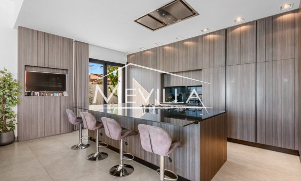 Перепродажа - Вилла - Ориуэла Коста - Cabo Roig