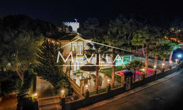 Перепродажа - Вилла - Ориуэла Коста - Campoamor