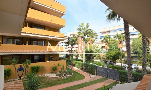 Resales - Flat / Apartment - Orihuela Costa - Punta Prima