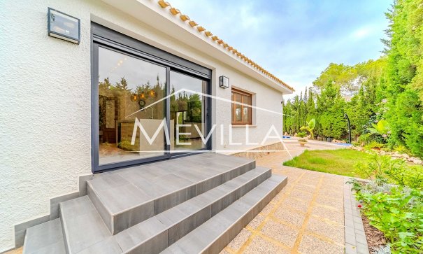 Verkäufe - Villa - Orihuela Costa - Campoamor