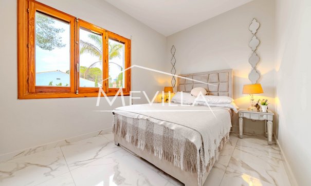 Verkäufe - Villa - Orihuela Costa - Campoamor