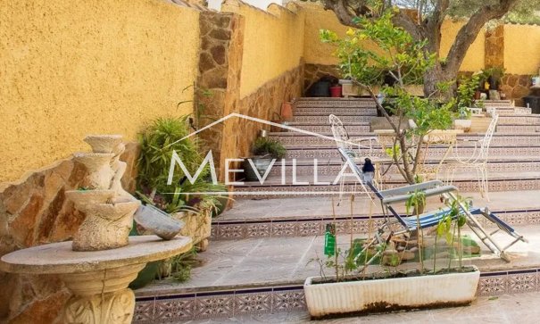 Resales - Villa - Orihuela Costa - Villamartin