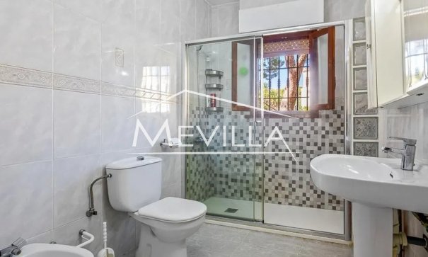 Resales - Villa - Orihuela Costa - Villamartin