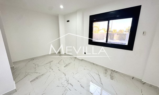 Återförsäljare - Villa - Orihuela Costa - Campoamor