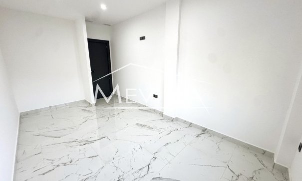 Återförsäljare - Villa - Orihuela Costa - Campoamor