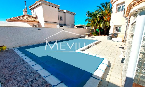 Resales - Villa - Orihuela Costa - Playa Flamenca
