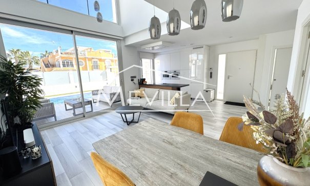 Resales - Villa - Orihuela Costa - Lomas de Cabo Roig