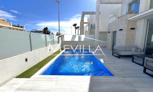 Resales - Villa - Orihuela Costa - Lomas de Cabo Roig
