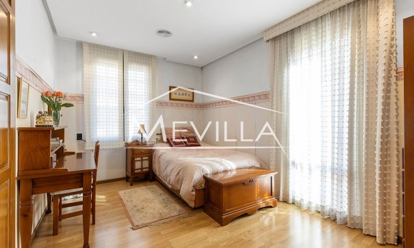 Återförsäljare - Villa - Torrevieja - La Veleta