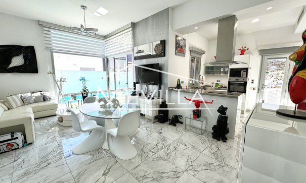 Återförsäljare - Villa - Pilar de la Horadada