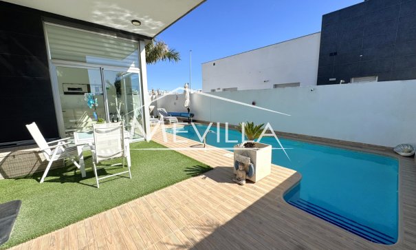 Återförsäljare - Villa - Pilar de la Horadada