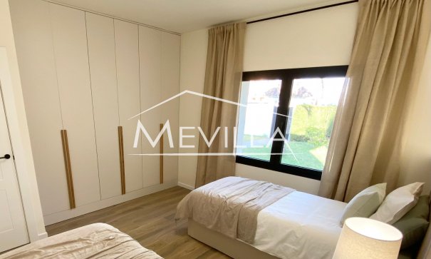 Reventas - Chalet / Villa - Orihuela Costa - Cabo Roig