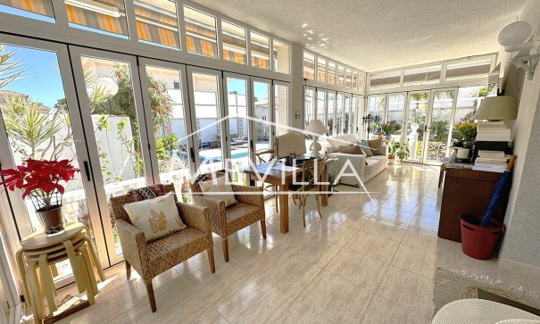 Salg (Resales) - Villa - Orihuela Costa - Playa Flamenca