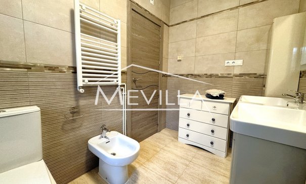 Salg (Resales) - Villa - Orihuela Costa - Playa Flamenca