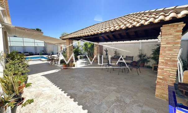 Salg (Resales) - Villa - Orihuela Costa - Playa Flamenca