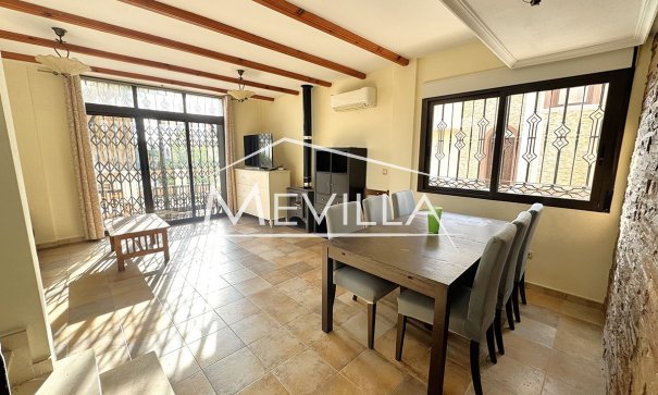 Återförsäljare - Villa - Orihuela Costa - Villamartin