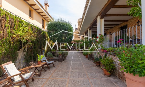 Salg (Resales) - Villa - Torrevieja - La Veleta