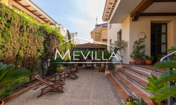 Salg (Resales) - Villa - Torrevieja - La Veleta