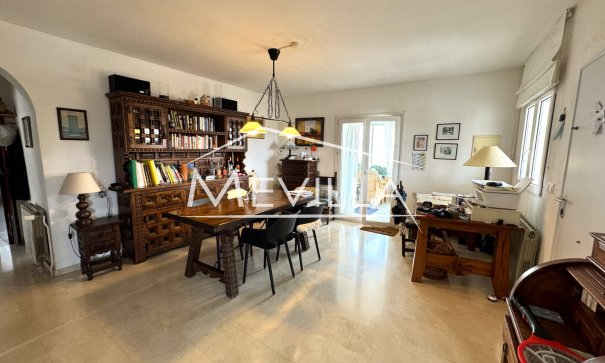 Reventas - Chalet / Villa - Orihuela Costa - La Zenia