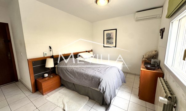 Reventas - Chalet / Villa - Orihuela Costa - La Zenia