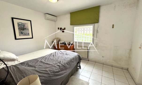 Reventas - Chalet / Villa - Orihuela Costa - La Zenia