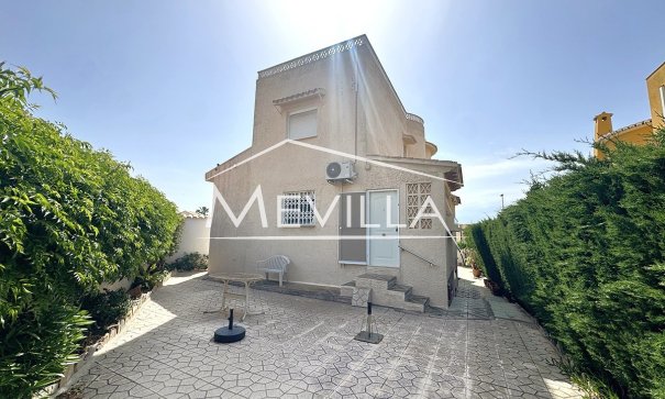Reventas - Chalet / Villa - Orihuela Costa - La Zenia