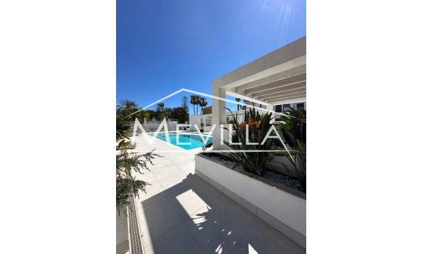 Resales - Villa - Orihuela Costa - Cabo Roig