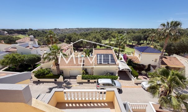 Verkäufe - Villa - Orihuela Costa - Villamartin