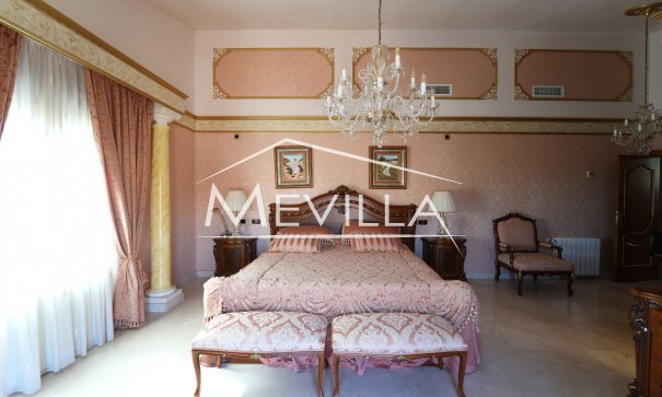 Resales - Villa - Orihuela Costa - Campoamor