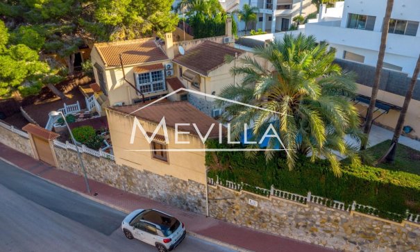 Resales - Villa - Torrevieja - Los Balcones