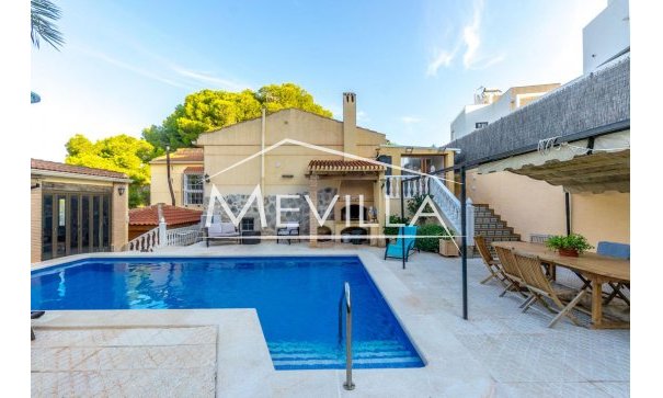 Resales - Villa - Torrevieja - Los Balcones