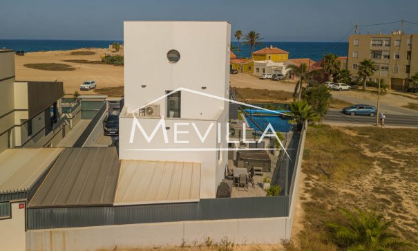 Reventas - Chalet / Villa - Torrevieja